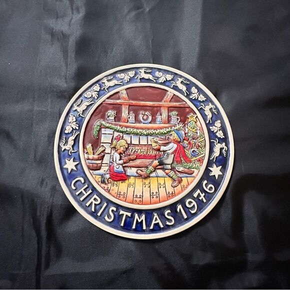 Vintage Schmid Christmas 1976 Genuine Bavarian Plate Limited Edition - Picture 6 of 9